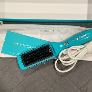 Moroccan oil smooth style ceramic heated brush